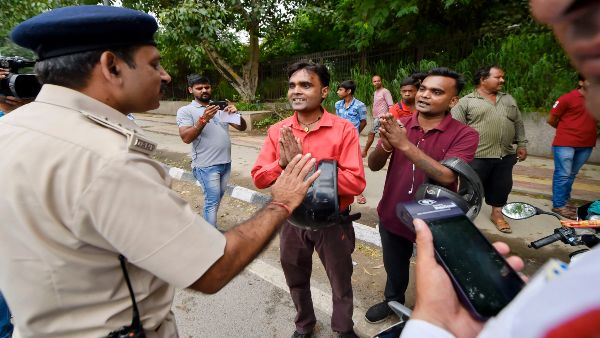 वाहन मालिक को झेलनी पड़ेगी शर्मिंदगी