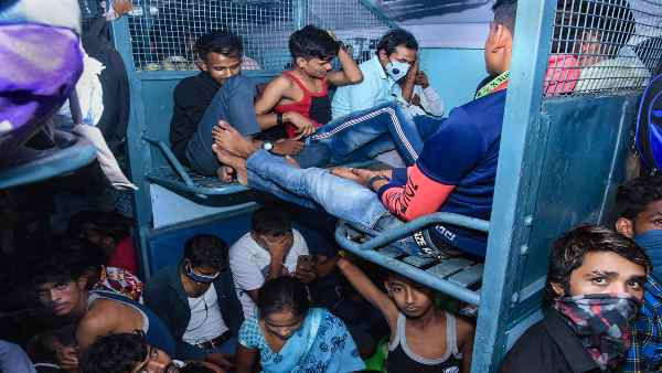 04474 आनंद विहार-सहरसा स्पेशल ट्रेन
