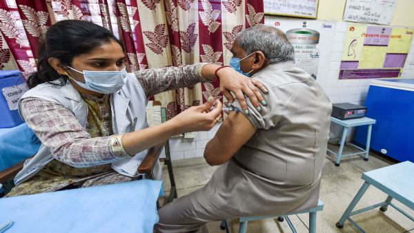 vaccination corona vaccination corona