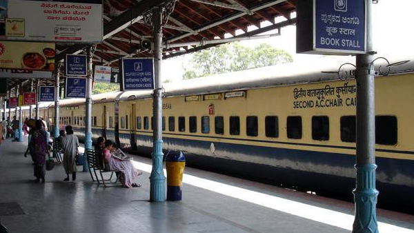 Indian Railways run summer special trains see train list and timings Indian Railways run summer special trains see train list and timings