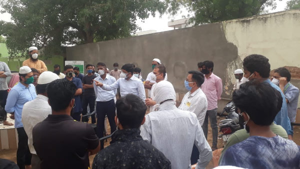सीएमएचओ ने गांव खीरवा में भेजी टीम