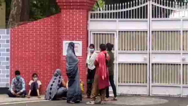Badaun News: Teacher returning from panchayat election duty dies due to covid Badaun News: Teacher returning from panchayat election duty dies due to covid