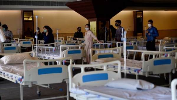 Delhi High Court orders Center Disclose the total number of Covid beds in hospitals Delhi High Court orders Center Disclose the total number of Covid beds in hospitals