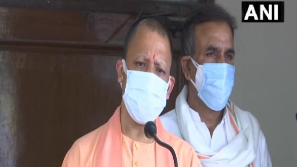 cm yogi visit muzaffarnagar and saharanpur inspects covid command center cm yogi visit muzaffarnagar and saharanpur inspects covid command center