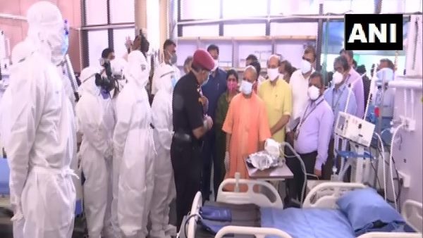 CM Yogi inaugurates DRDO Covid Hospital in Lucknow CM Yogi inaugurates DRDO Covid Hospital in Lucknow