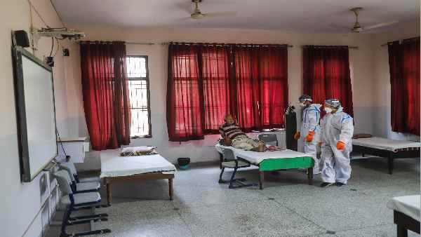 दो साल की सैलरी या जॉब का ऑफर