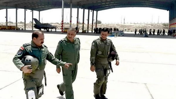 IAF chief visits Ladakh to review operational preparedness IAF chief visits Ladakh to review operational preparedness