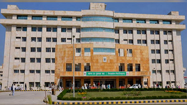 DMO Of Khanpur Kalan Medical College Suspended due to Gohana Covid Patient, he express his sentiments, video viral DMO Of Khanpur Kalan Medical College Suspended due to Gohana Covid Patient, he express his sentiments, video viral