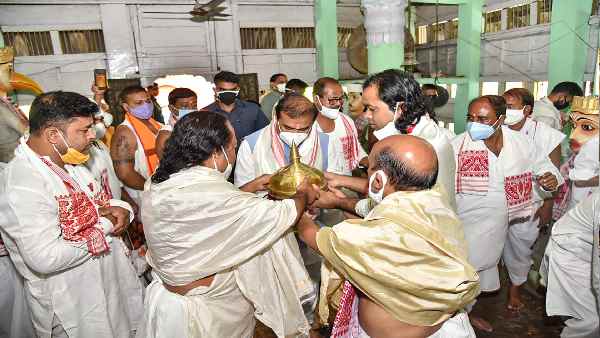 कॉटन कॉलेज से ही राजनीति में आ गए हिमंत बिस्वा सरमा