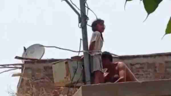 Kanpur News: A father punished his innocent daughter with solar poll for 2 hours Kanpur News: A father punished his innocent daughter with solar poll for 2 hours
