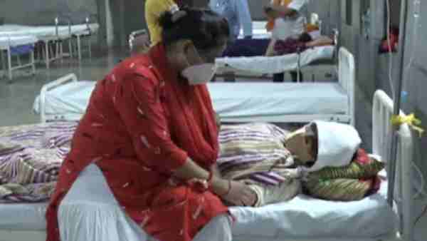 Kanpur News: black fungus patient wife pleads save her husband life Kanpur News: black fungus patient wife pleads save her husband life
