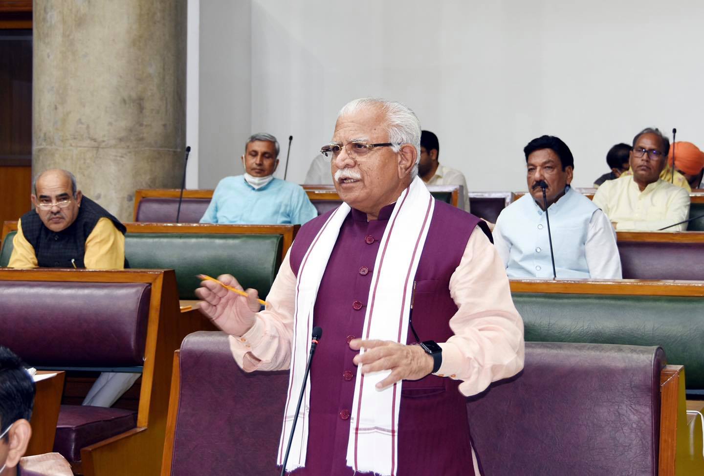 Haryana Government deploys 4 IAS and 9 HCS officers to control covid epidemic, oxygen supply will also be provides Haryana Government deploys 4 IAS and 9 HCS officers to control covid epidemic, oxygen supply will also be provides