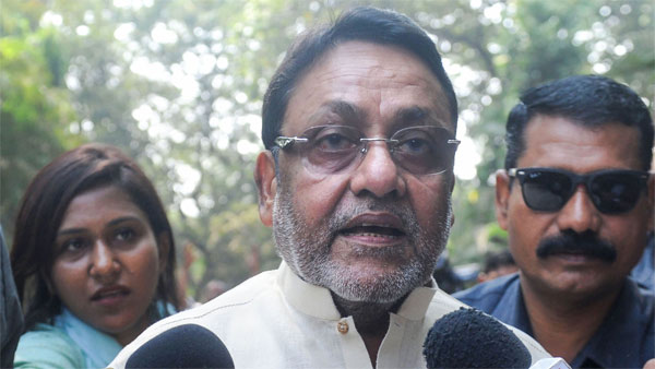 बोले नवाब मलिक- बार्ज P305 के क्रू मेंबर्स की मौत के लिए ONGC जिम्मेदार, सस्पेंड हों आरोपी बोले नवाब मलिक- बार्ज P305 के क्रू मेंबर्स की मौत के लिए ONGC जिम्मेदार, सस्पेंड हों आरोपी