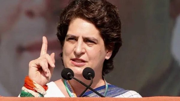 Priyanka Gandhi slams UP govt over people lost life due to lack of oxygen Priyanka Gandhi slams UP govt over people lost life due to lack of oxygen