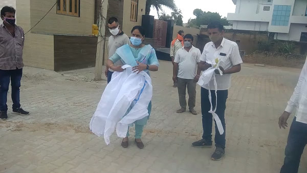 सीकर के धोद की तहसीलदार हैं रजनी यादव