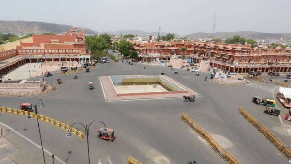 फल सब्जी के ठेले सुबह 6 से शाम 5 बजे तक