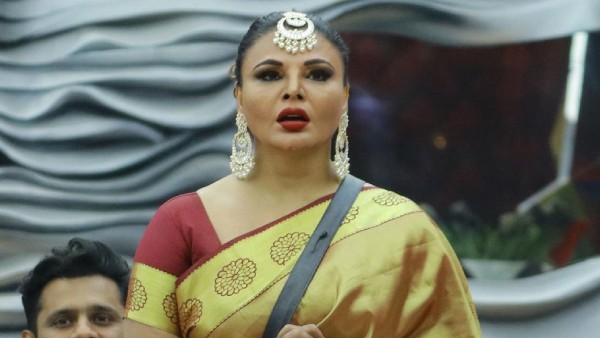 कौन है कबाब में हड्डी?