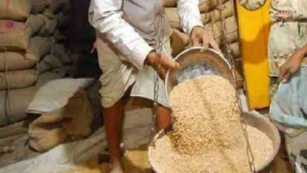 Yogi Sarkar decides to provide 5 kg free ration to Below Poverty Line cardholders for three months Yogi Sarkar decides to provide 5 kg free ration to Below Poverty Line cardholders for three months