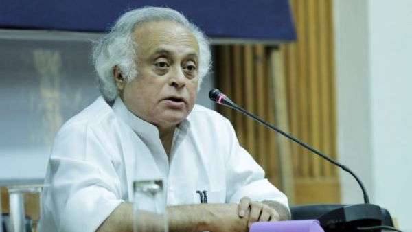 Congress leader Jairam Ramesh slams Narendra Modi govt over corona vaccination policy Congress leader Jairam Ramesh slams Narendra Modi govt over corona vaccination policy