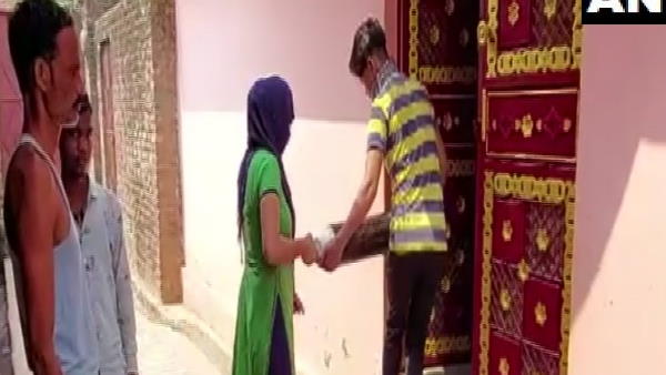 Daughter of Shahjahanpur saving life of covid patient in home isolation Daughter of Shahjahanpur saving life of covid patient in home isolation
