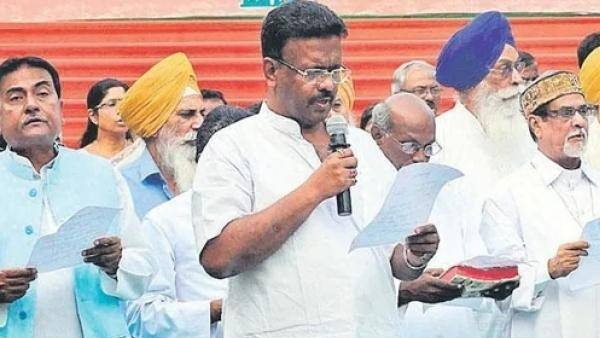 Narada sting case: Special CBI court grants bail to TMC ministers, MLA Narada sting case: Special CBI court grants bail to TMC ministers, MLA