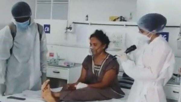 कोरोना मरीज का जी बहलाने के लिए अस्पताल के डॉक्टरों ने गाया गाना, वीडियो कोरोना मरीज का जी बहलाने के लिए अस्पताल के डॉक्टरों ने गाया गाना, वीडियो