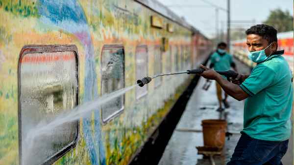 बंगाल जाने वाले यात्री ध्यान दें!