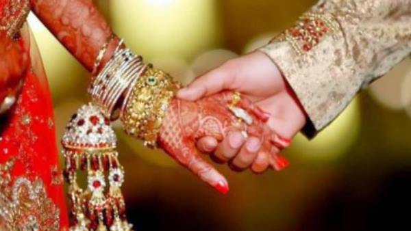 ब्रह्मचर्य का प्रण तोड़ की शादी, पत्नी को लड़ाया चुनाव