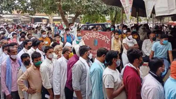 बाराबंकी में मतगणना केंद्र का हाल