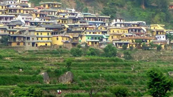 Thousands of migrants returned to Uttarakhand due to Corona epidemic Thousands of migrants returned to Uttarakhand due to Corona epidemic