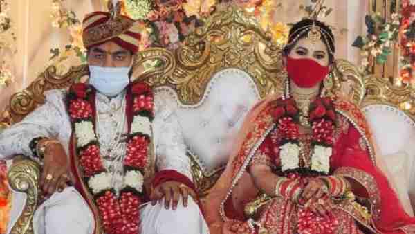 Son of Deputy CM Keshav Maurya Yogesh married with Anjali with covid protocol Son of Deputy CM Keshav Maurya Yogesh married with Anjali with covid protocol
