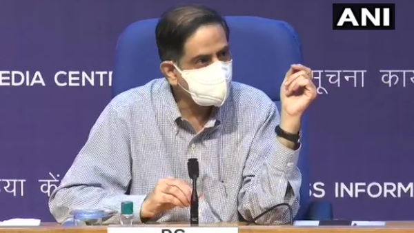 Coronavirus news, corona update, coronavirus, coronavirus vaccine, health ministry, स्वास्थ्य मंत्रालय, कोरोना वायरस Covidshield and Covaxin work against delta variant, Balram Bhargava, ICMR, डेल्टा वेरिएंट Coronavirus news, corona update, coronavirus, coronavirus vaccine, health ministry, स्वास्थ्य मंत्रालय, कोरोना वायरस Covidshield and Covaxin work against delta variant, Balram Bhargava, ICMR, डेल्टा वेरिएंट