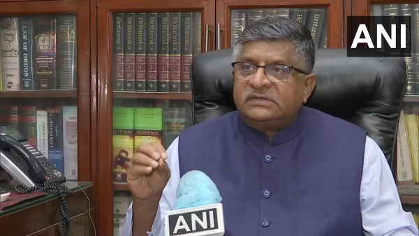 भारत के नियमों का पालन करना होगा- प्रसाद