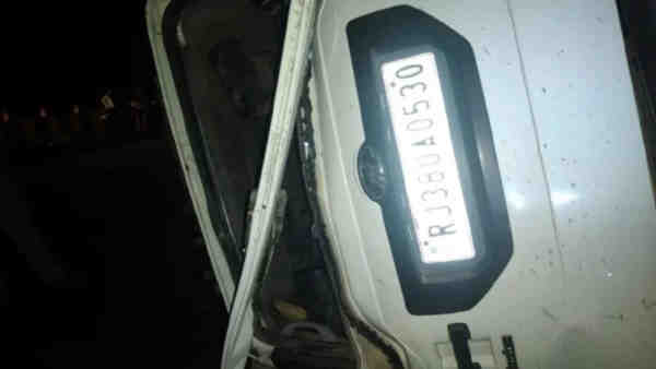 agra accident news: Four people killed in road accident agra accident news: Four people killed in road accident