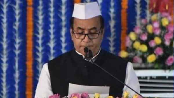 अनिल देशमुख पर आरोप क्या है ?