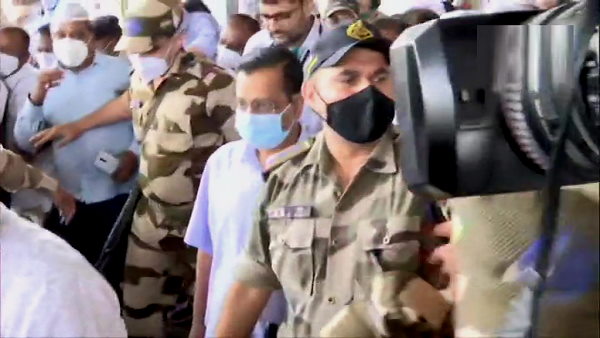 delhi cm arvind kejriwal visits gujarat today delhi cm arvind kejriwal visits gujarat today