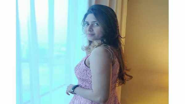 कौन हैं आयशा सुल्ताना ?