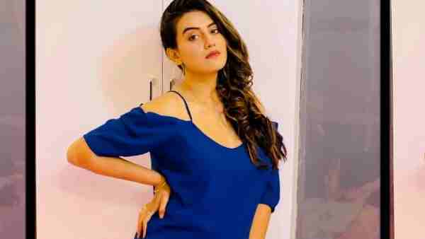अक्षरा ने शेयर किया ये बेडरूम वीडियो