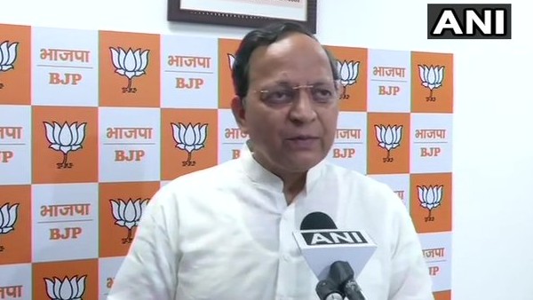 येदियुरप्पा और मंत्री अच्छा काम कर रहे हैं, कांग्रेस सिर्फ साजिश कर रही है: कर्नाटक बीजेपी प्रभारी येदियुरप्पा और मंत्री अच्छा काम कर रहे हैं, कांग्रेस सिर्फ साजिश कर रही है: कर्नाटक बीजेपी प्रभारी