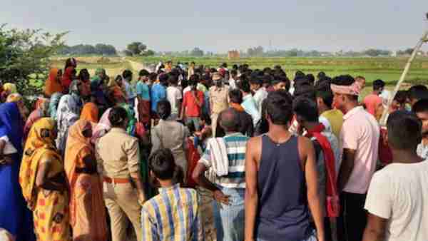chandauli news: brutal murder of a laborer by beheading him with a shovel chandauli news: brutal murder of a laborer by beheading him with a shovel
