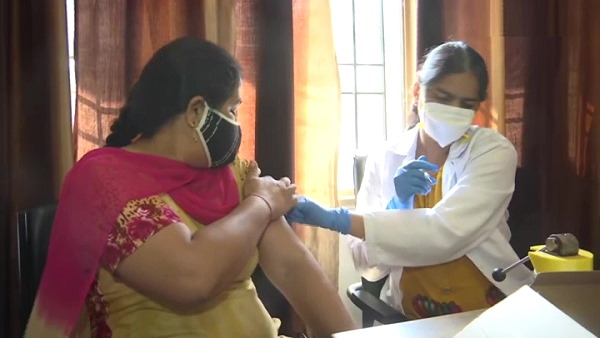 covid vaccination panchkula haryana, shopkeepers prime , but why? covid vaccination panchkula haryana, shopkeepers prime , but why?