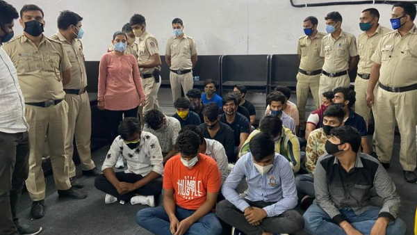 Naraina Police Station Delhi conducted a raid at the illegal call centre Naraina Police Station Delhi conducted a raid at the illegal call centre