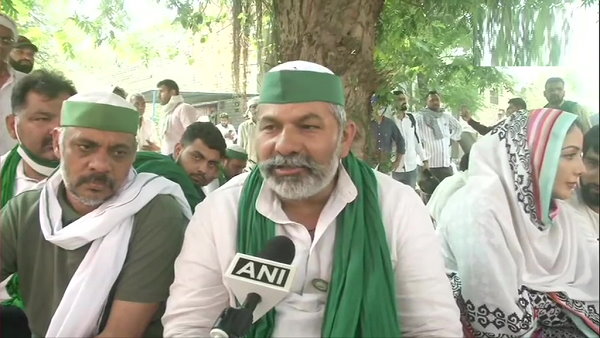 दिल्ली के सीमावर्ती स्थलों पर जमे हैं प्रदर्शनकारी