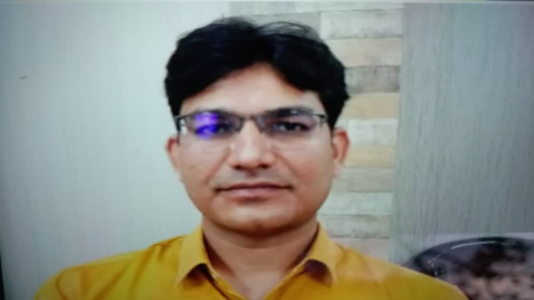 आईएएस लोकेश कुमार जांगिड़ की जीवनी