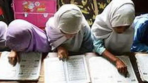 Madarsa Borad student will study on mobile app Madarsa Borad student will study on mobile app