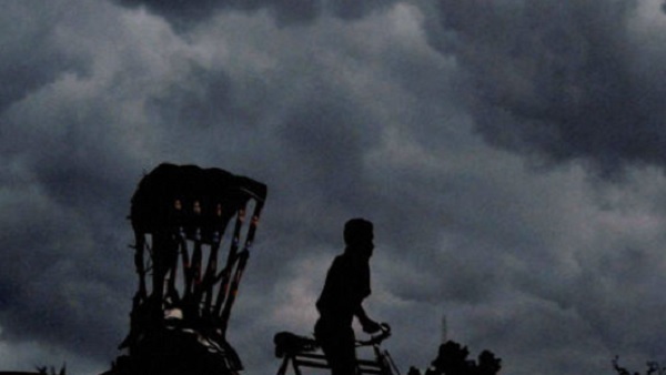 Monsoon Update 2021: चंद घंटों में केरल पहुंचेगा मानसून, नार्थ-वेस्ट इंडिया में जमकर होगी बारिश, अलर्ट जारी Monsoon Update 2021: चंद घंटों में केरल पहुंचेगा मानसून, नार्थ-वेस्ट इंडिया में जमकर होगी बारिश, अलर्ट जारी
