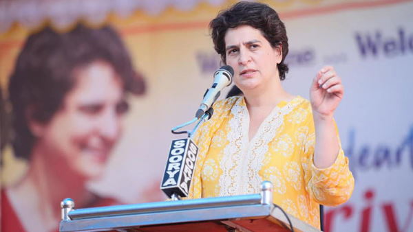 uttar pradesh assembly election 2022 priyanka gandhi calls 50 congress leader for up polls uttar pradesh assembly election 2022 priyanka gandhi calls 50 congress leader for up polls