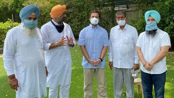 Punjab Ekta Party MLAs met Congress leader Rahul Gandhi,announced party’s merger with Congress Party Punjab Ekta Party MLAs met Congress leader Rahul Gandhi,announced party’s merger with Congress Party