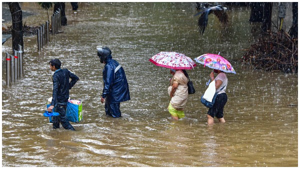 समुद्र और तटीय इलाकों से दूर रहने की अपील