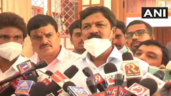 Congress is a sinking boat, I dont even think about joining it again: BJP MLA Ramesh Jarkiholi Congress is a sinking boat, I dont even think about joining it again: BJP MLA Ramesh Jarkiholi